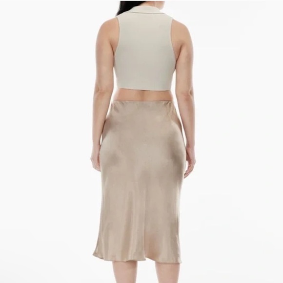 Aritzia | Babaton Sculpt Knit Polo Cropped Beige Size 2XS - Picture 2 of 9